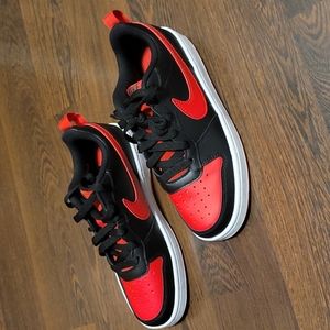 Nike Court Borough Low 2 Basketball Sneaker Sz 5.5Y